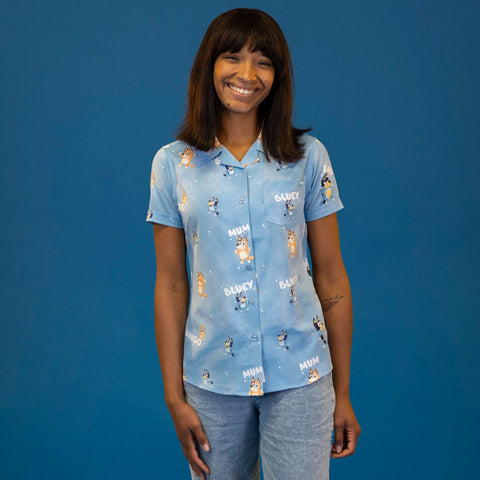 rsvlts-bluey-womens-short-sleeve-shirt-bluey-meet-the-heelers-womens-kunuflex-short-sleeve-shirt