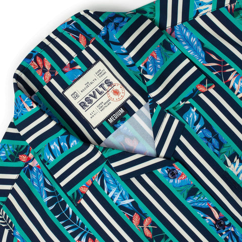 rsvlts-rsvlts-womens-short-sleeve-shirt-dream-between-the-lines-womens-kunuflex-short-sleeve-shirt-dream-between-the-lines-womens-kunuflex-short-sleeve-shirt