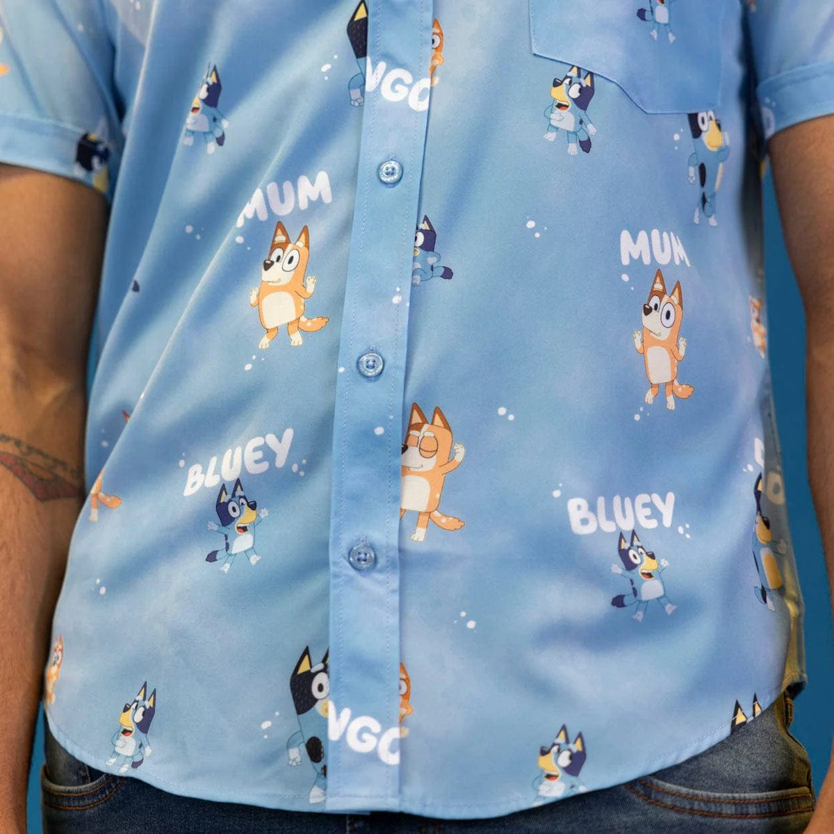bluey dress shirt men Bluey Mens Hawaiian Print Button-Up Shirt with Short Sleeves, Sizes Xs-3xl, Men's, Size: Small