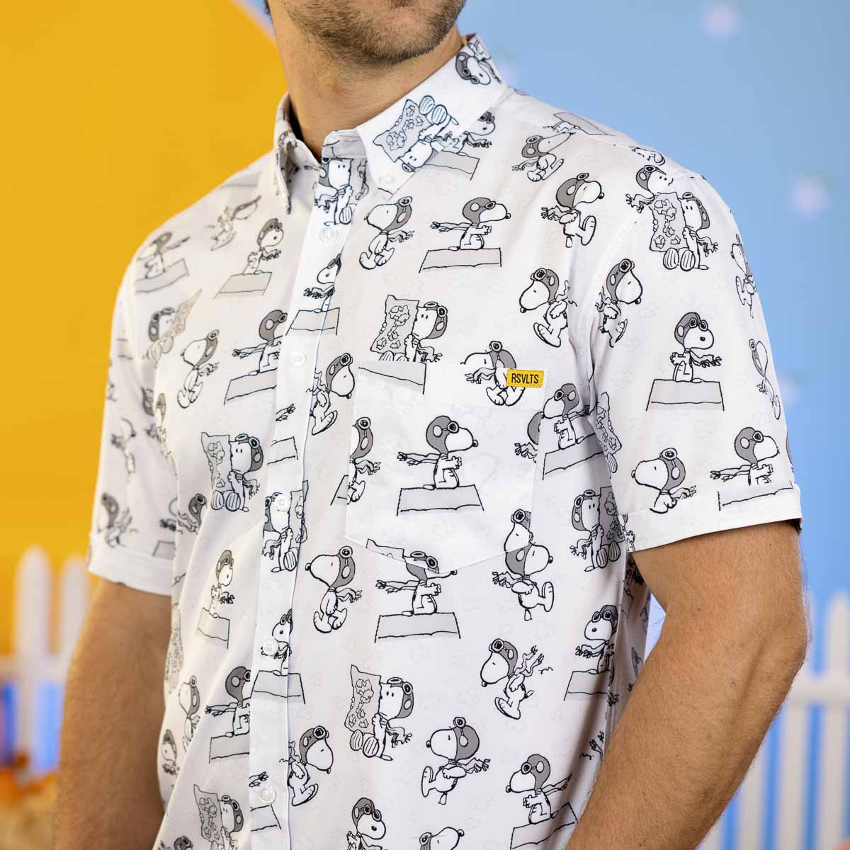 peanuts-short-sleeve-shirt- 