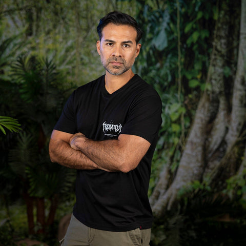 rsvlts-predator-crewneck-t-shirt-predator-predal-to-the-metal-crewneck-tee-predator-predal-to-the-metal-crewneck-tee