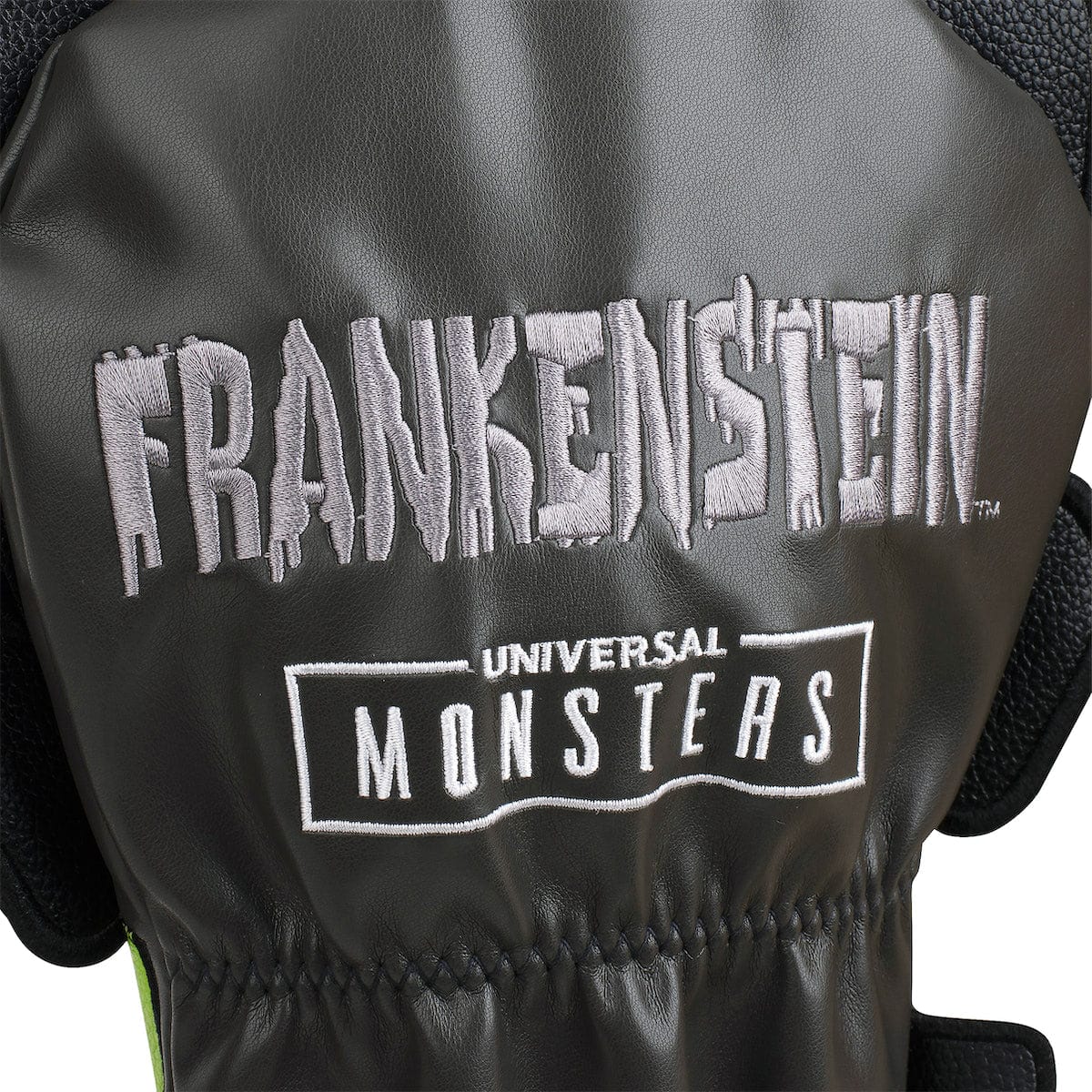 universal-monsters-driver-