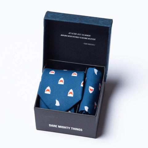 rsvlts-rsvlts-tie-set-chomp-tie-pocket-square-set